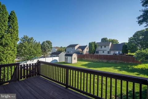405 Hummingbird Dr, Lititz, PA 17543 photo 5