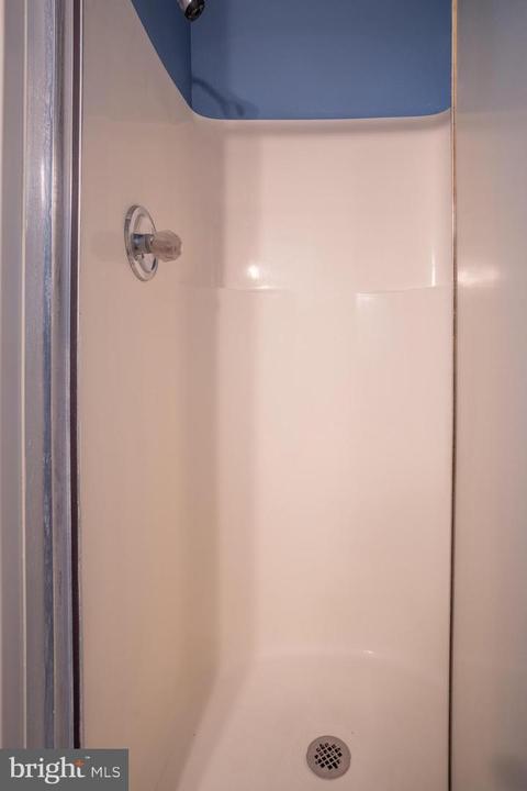 405 Hummingbird Dr, Lititz, PA 17543 photo 30