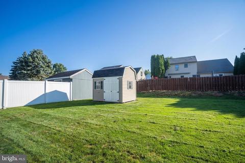 405 Hummingbird Dr, Lititz, PA 17543 photo 32