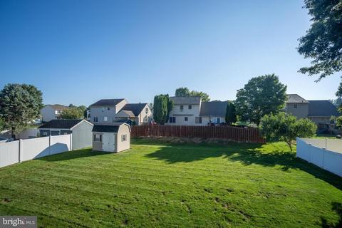 405 Hummingbird Dr, Lititz, PA 17543 photo 6