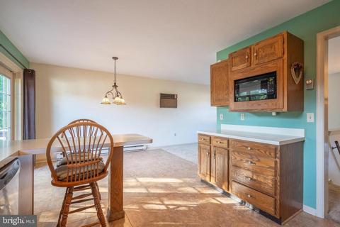 405 Hummingbird Dr, Lititz, PA 17543 photo 17