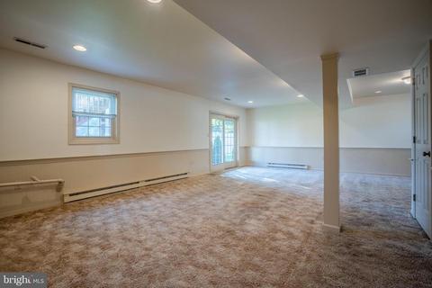 405 Hummingbird Dr, Lititz, PA 17543 photo 25
