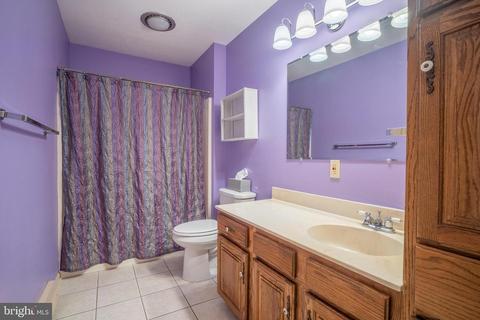 405 Hummingbird Dr, Lititz, PA 17543 photo 24
