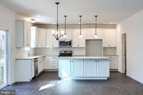 Entry Way - 333 Cameron Ln #HAWTHORNE, Lititz, PA 17543 photo 3 of 4