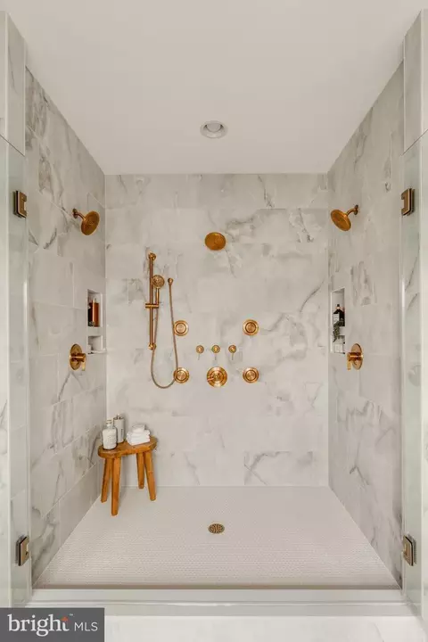 Bath - 333 Cameron Ln #HAWTHORNE, Lititz, PA 17543 photo 4 of 11