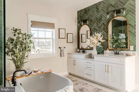 Bath - 333 Cameron Ln #HAWTHORNE, Lititz, PA 17543 photo 1 of 11