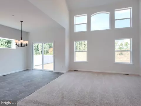 Living - 333 Cameron Ln #SAVANNAH, Lititz, PA 17543 photo 2 of 4