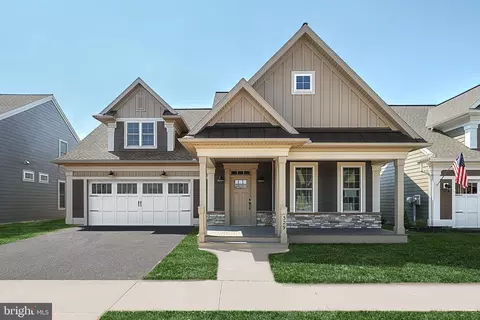 329 Freedom Dr, Ephrata, PA 17522