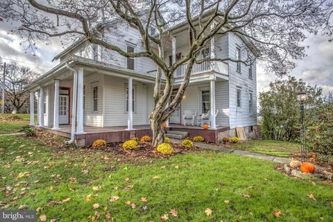 527 Garnet Ave, Lititz, PA 17543 photo 4