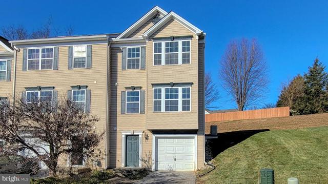 120 Knollwood Rd, Millersville, PA 17551