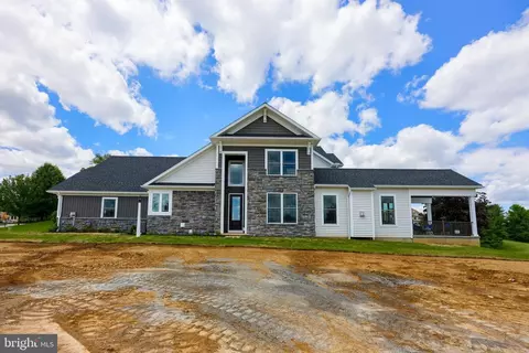 405 Murrycross Way, Millersville, PA 17551