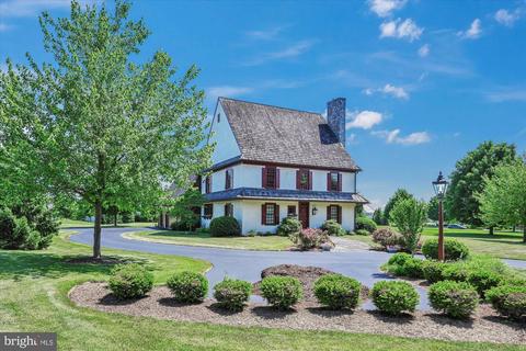 664 Quarry Rd, Lititz, PA 17543