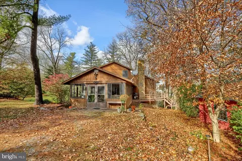 442 Linden Rd, East Earl, PA 17519