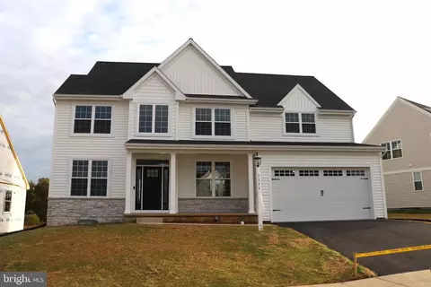 1111 Whitemarsh Dr #42, Lancaster, PA 17601