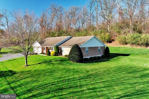 1225 Forest Hill Rd, Stevens, PA 17578