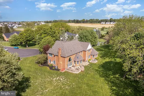 19 Olde Mill Ct, Lititz, PA 17543 photo 63