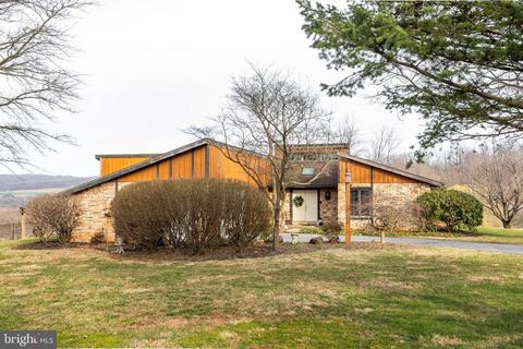 150 N Ridge Rd, Reinholds, PA 17569