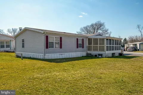 41 Boxwood Blvd, Columbia, PA 17512