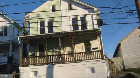 40 S Maple St, Ephrata, PA 17522
