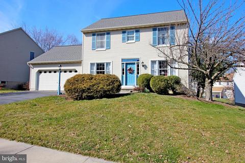 750 Farnum Rd, Lititz, PA 17543