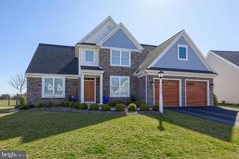 1019 Greenview Dr, Lancaster, PA 17601
