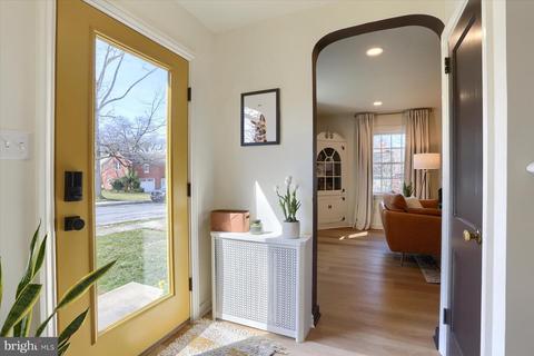 409 Laurel Ave, Lititz, PA 17543 photo 5