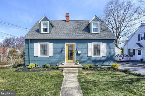 409 Laurel Ave, Lititz, PA 17543