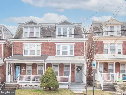 824 E Chestnut St, Lancaster, PA 17602