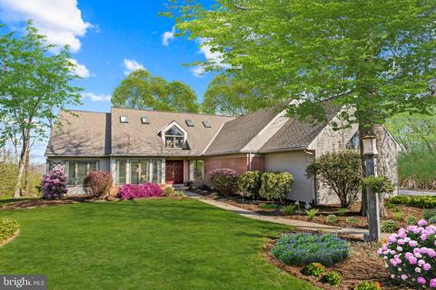 403 Owl Hill Rd, Lititz, PA 17543