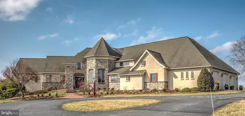 78 Autumn Leaf Ln, Manheim, PA 17545