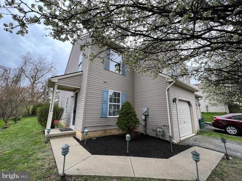 111 Elmshire Dr, Lancaster, PA 17603