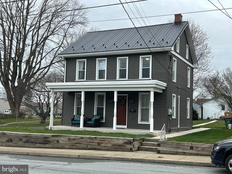 1361 W Main St, Ephrata, PA 17522