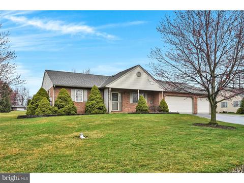 136 Millstone Dr, Denver, PA 17517