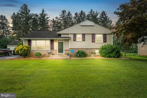 2700 Royal Rd, Lancaster, PA 17603