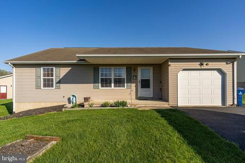 37 Ray Dr, Denver, PA 17517