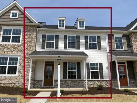 2450 Artesian Way #87, Lancaster, PA 17601