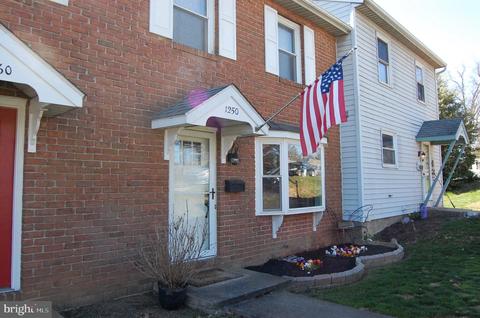 1250 S Mount Joy St, Elizabethtown, PA 17022