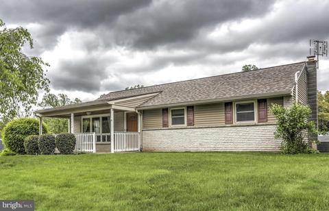 5452 Strasburg Rd, Gap, PA 17527