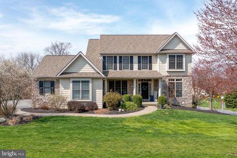 144 Huntingwood Dr, Lancaster, PA 17602