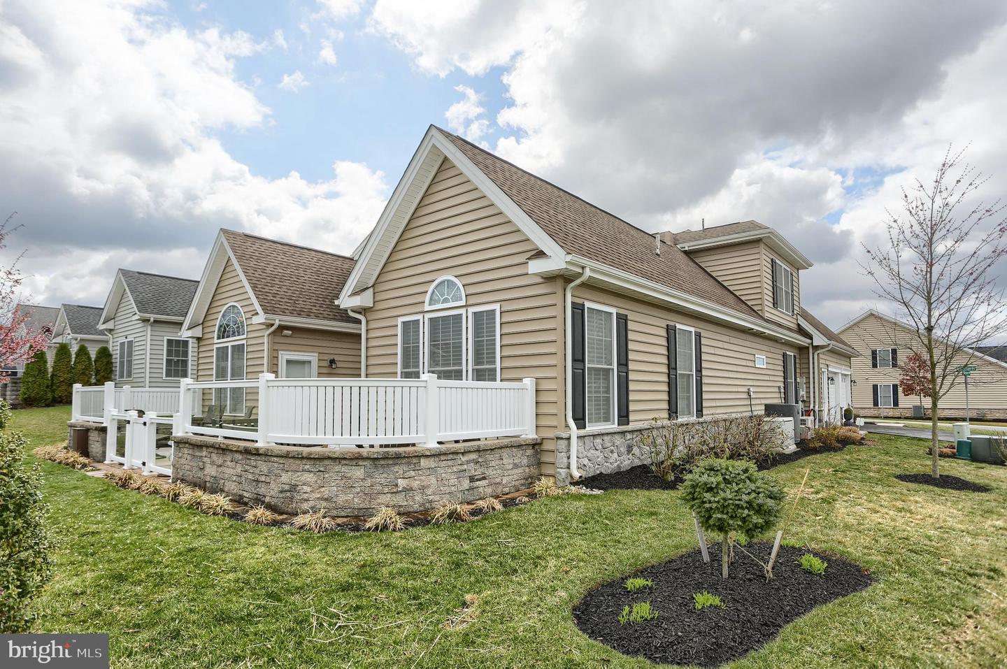 496 Resolution Dr, Lititz, PA 17543 photo 52