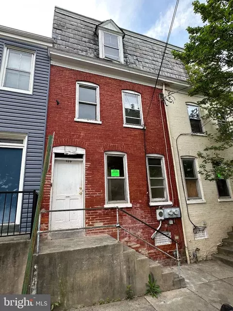 329 N Mulberry St, Lancaster, PA 17603