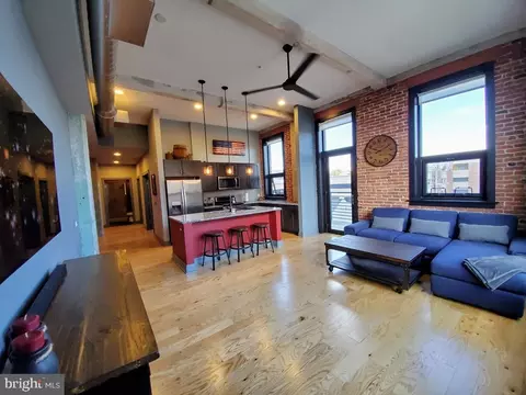 41 W Lemon St #406, Lancaster, PA 17603