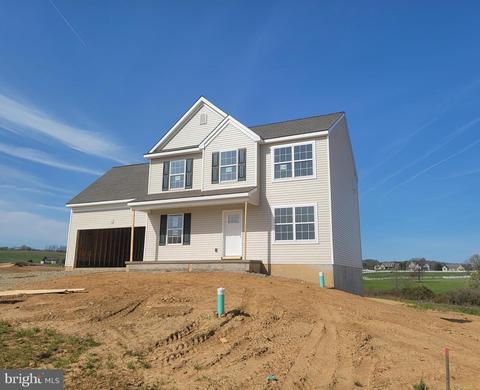 105 Brookside Ln, New Providence, PA 17560