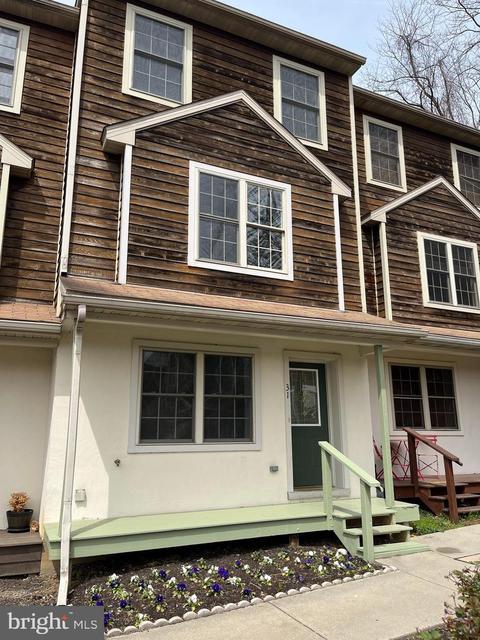 31 Chesapeake St, Lancaster, PA 17602