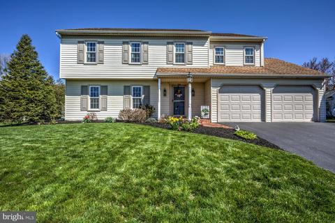 75 Rosewood Dr, Brownstown, PA 17508