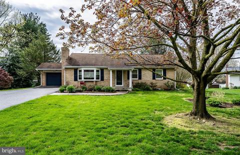 1610 Silver Spring Rd, Landisville, PA 17538