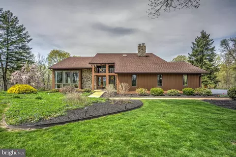 148 Forest Ln, Elizabethtown, PA 17022