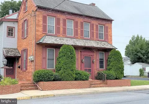 114 S Grant St, Manheim, PA 17545