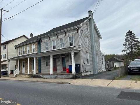 23 N Reamstown Rd, Stevens, PA 17578