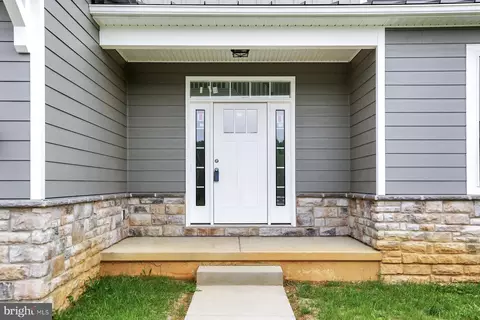 675 Integrity Dr, Lititz, PA 17543 photo 4